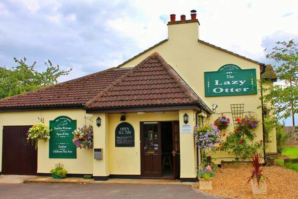 Bed and Breakfast The Lazy Otter Stretham Экстерьер фото