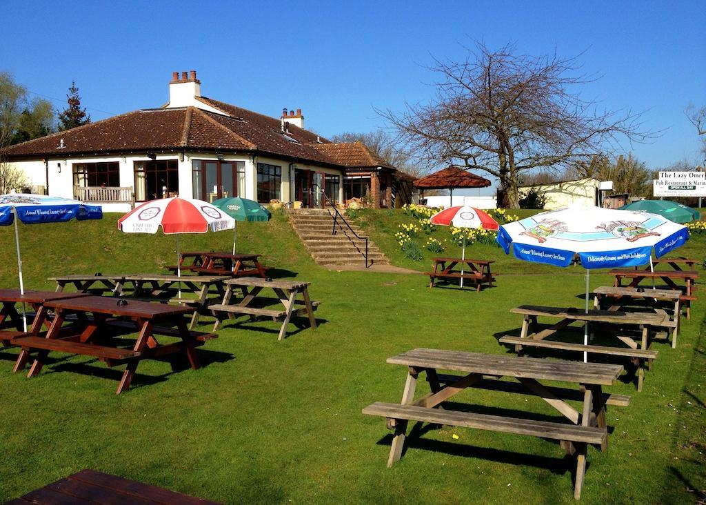 Bed and Breakfast The Lazy Otter Stretham Экстерьер фото